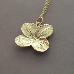 Hydrangea Flower Necklace in 14k Yellow Gold